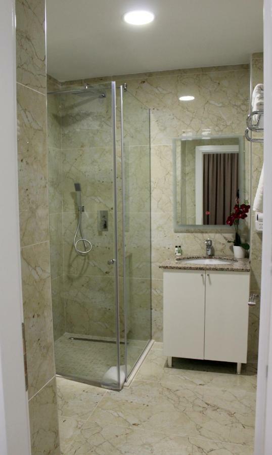 Ramel Hotel Тирана Экстерьер фото